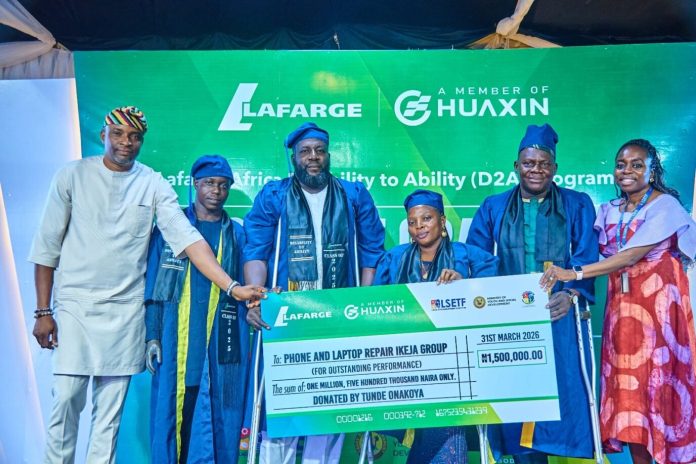 Presentation of Cheque to the Beneficiaries